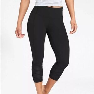 Athleta Mantra Cropped Leggings small